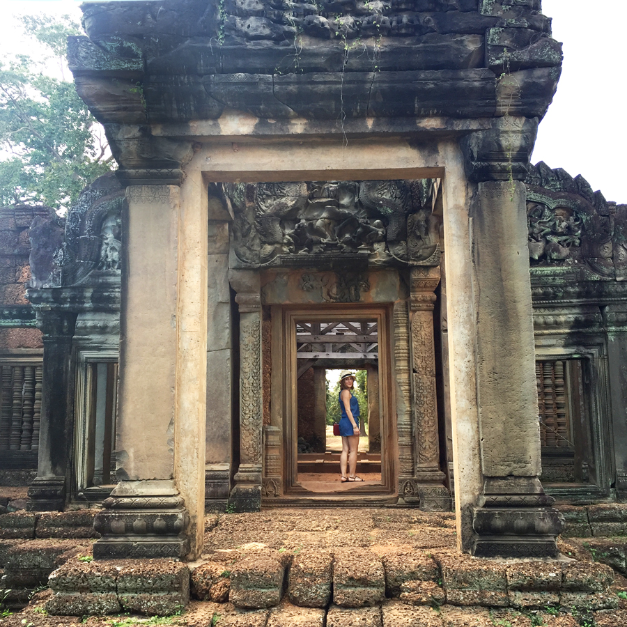 2-1-16-Blame-it-on-Mei-Fashion-Travel-Blogger-Pinterest-Cambodia-Banteay-Samre-Hindu-Temple-Complex-Angkor-Siem-Reap-Khmer-Ancient-Empire-