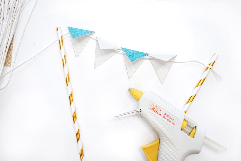 Blame it on Mei, @blameitonmei, Miami Fashion Mom Blogger, DIY cake topper, How to bunting banner