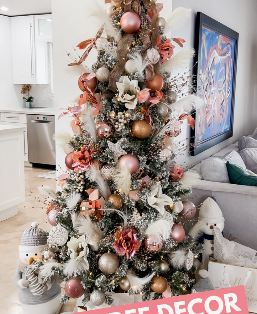 Blame it on Mei, Miami Fashion Blogger, hardcase carry-on, Christmas tree decor from Amazon, holiday decor, xmas tree